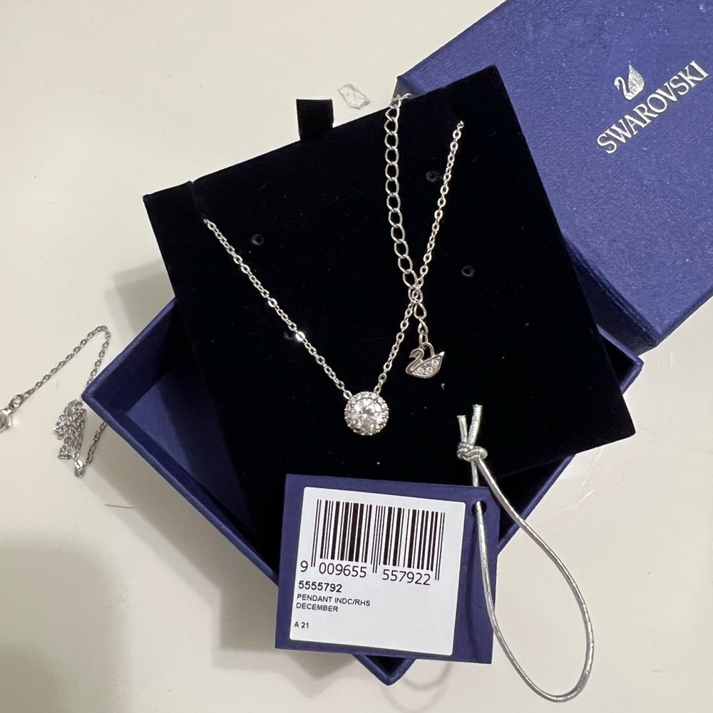 Swarovski Necklace Brand new